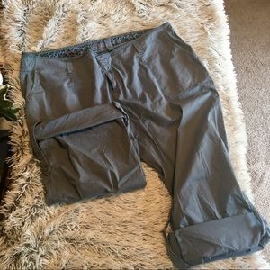 Old Navy roll up Capris